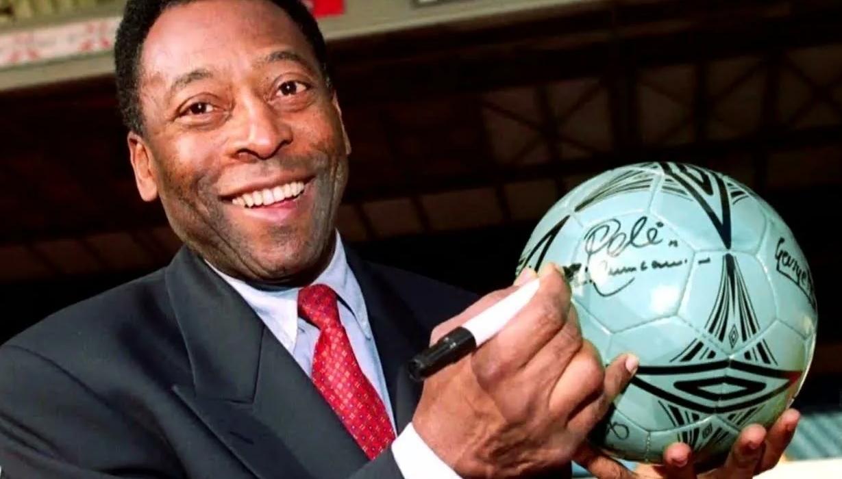 Pelé představuje zcela jinou éru, dobu, kdy byl fotbal syrový